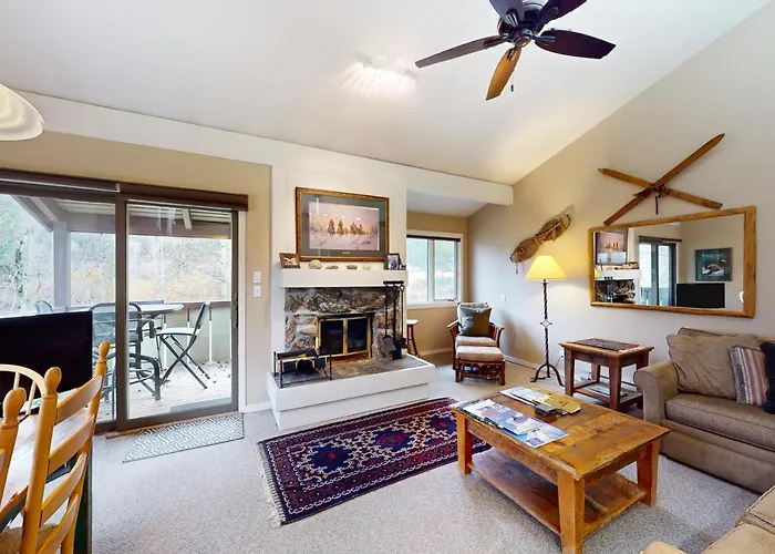 Moose Creek Apartment Wilson
